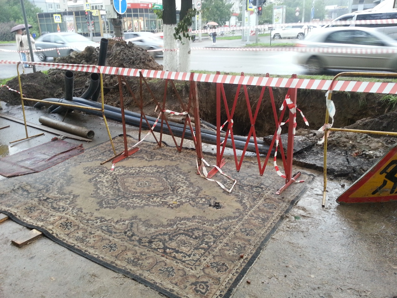 Улицу Герцена в Вологде снова перекопают: теперь там будут прокладывать участок ливневой канализации