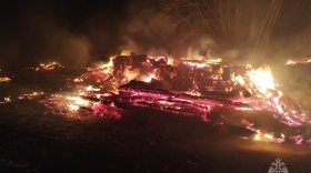 Житель Никольского района сгорел вместе с домом в результате неаккуратного курения