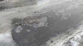 О гололедице и снежном накате на дорогах Вологодской области предупреждают синоптики
