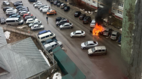 В Вологде на улице Ярославской загорелся автомобиль