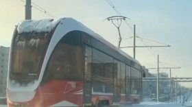 В Череповце остановили движение трамваев из-за лопнувшего рельса