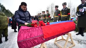 В Вологде на Козицинском кладбище похоронили двух бойцов ЧВК «Вагнер»