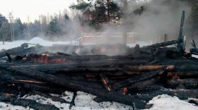 В деревне Пустынь Чагодощенского района сгорела часовня на территории мужского монастыря