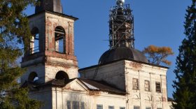 Спасо-Боровинской церкви в Верховажском районе вернули купол