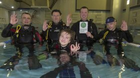 Клуб подводного спорта «Глубина» собрал 18 тысяч рублей на лечение 4-летнего вологжанина
