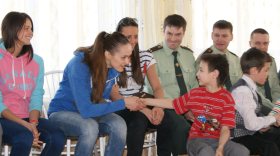 Баскетболистки клуба «Чеваката» побывали в гостях у ребят из детского дома №2 в Вологде