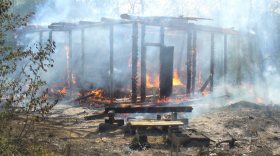 В вологодской деревне  дом сгорел дотла во время ремонта