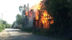 В Вологде горит еще один памятник архитектуры - Дом со штурвалами