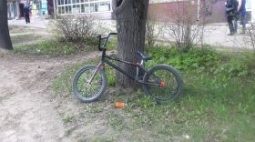 Подросток-велосипедист попал под машину в Череповце