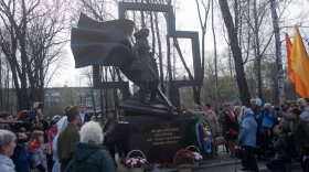 Памятник военным медсестрам открыли в Череповце
