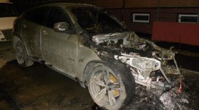 В Вологде ночью подожгли «BMW X6»
