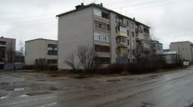 Власти Великоустюгского района зовут жителей ремонтировать улицу