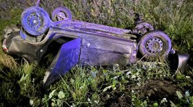 В Череповецком районе перевернулся автомобиль: погибла пассажирка