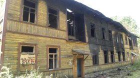 В Вологде снова горел расселенный дом на Можайского, не снесенный вовремя