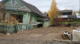 ЧП со скважиной в Белозерске: власти говорят, что дом придется снести