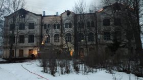 В Кириллове загорелся памятник архитектуры начала 20 века