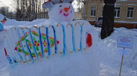 30 снежных скульптур украсили улицы Тотьмы