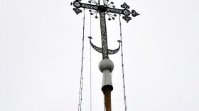 В Вологде сняли крест с Софийского собора  