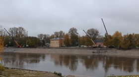 На набережной в Вологде снова возобновились работы по бетонированию