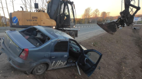 Водитель такси получил смертельные травмы в ДТП под Вологдой