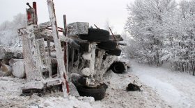 Пассажирка легкового авто пострадала в аварии в Череповецком районе