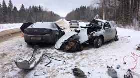 В Сокольском районе водитель «Форда» погиб после столкновения с «Маздой»