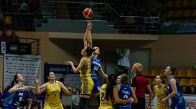 «Вологда-Чеваката» сыграет с курским «Динамо-Фарм» в полуфинале женской баскетбольной Суперлиги.