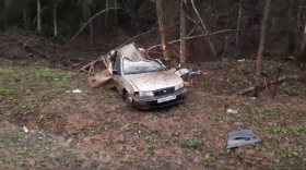 Водитель легковушки чудом выжил и обошелся без травм после аварии у поселка Федотово