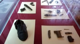 Выставка старинных предметов, найденных вологодскими археологами в 2021 году, открылась в Доме Левашова