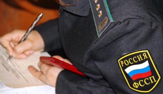 В Великоустюгском районе возбудили 32 уголовных дела в отношении судебного пристава 