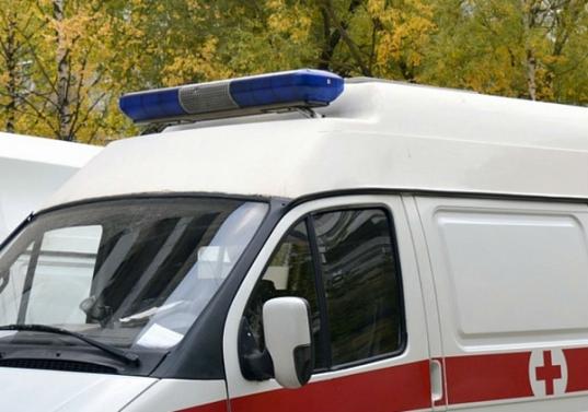 В центре Вологды двое дебоширов разбили фары приехавшей на вызов «скорой помощи»