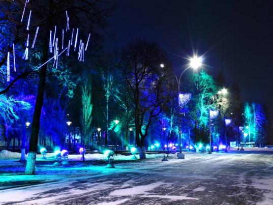 К 15 декабря в Вологде включат всю новогоднюю иллюминацию