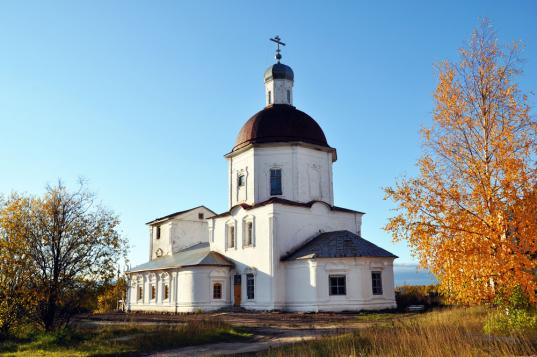 В Вашкинском районе священника подозревают в приставаниях к 14-летней девочке