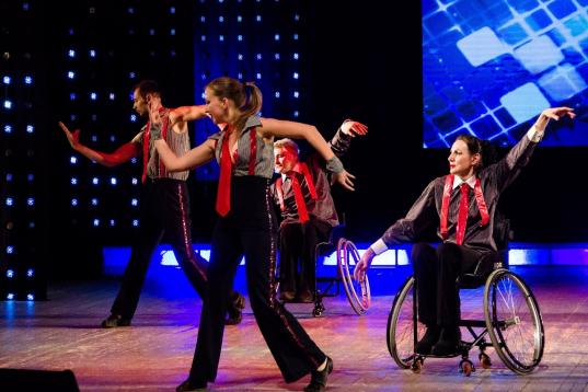 Череповецкий танцевальный коллектив «Ступени»  завоевал награды  международного фестиваля «Inclusive Art»