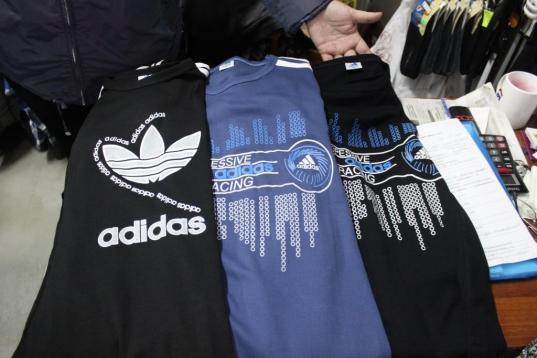 В Вологодской области предприниматель, продававшая контрафактные "Adidas" и "Nike", избежала штрафа