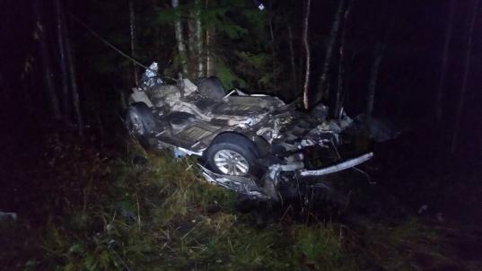 В Череповецком районе водитель «Форда» погиб, врезавшись в фуру во время обгона