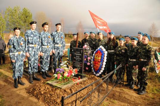 В Кичменгско-Городецком районе похоронили красноармейца, погибшего в 1943 году под Сталинградом