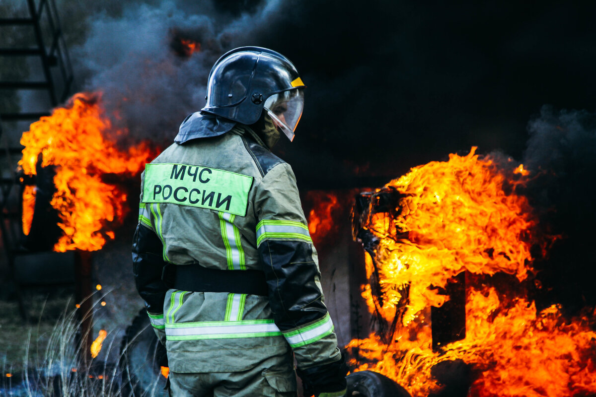 В Шекснинском районе шесть человек спаслись из пожара