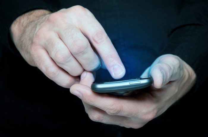 «Мегафон» предупредил о рассылке SMS-поздравлений с вирусами
