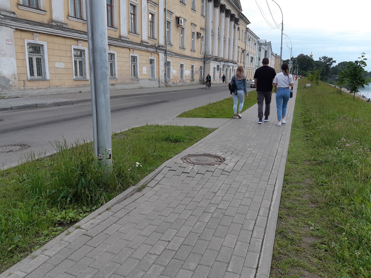 Диспансер вологда набережная. Пречистенская набережная 66 Вологда. Вологда Предтеченская набережная 76. Вологда набережная. Пречистенская набережная Вологда.