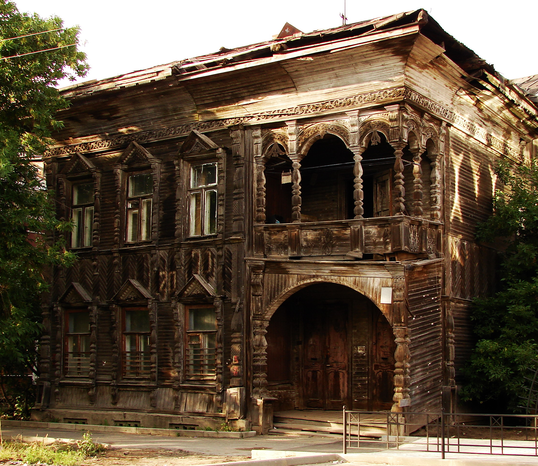«Дом кружевниц» стал заложником взаимных претензий реставраторов и администрации Вологды