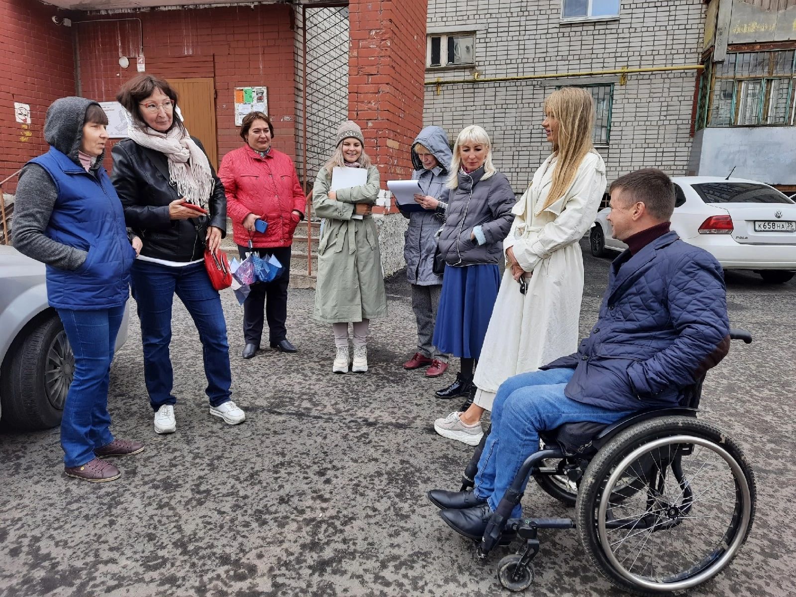 Свежие вологодские новости. Жители города. Безбарьерная городская среда. Комфортная среда для сотрудников. Город ремесел Вологда 2022.