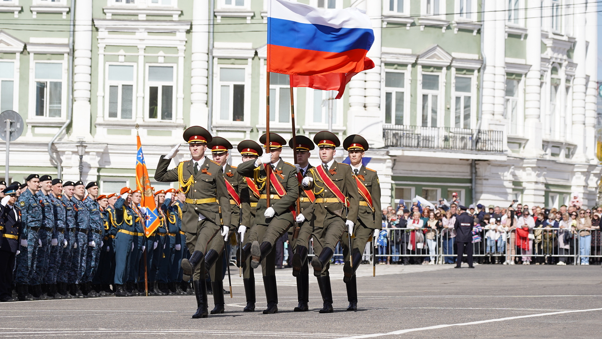 Марш войск