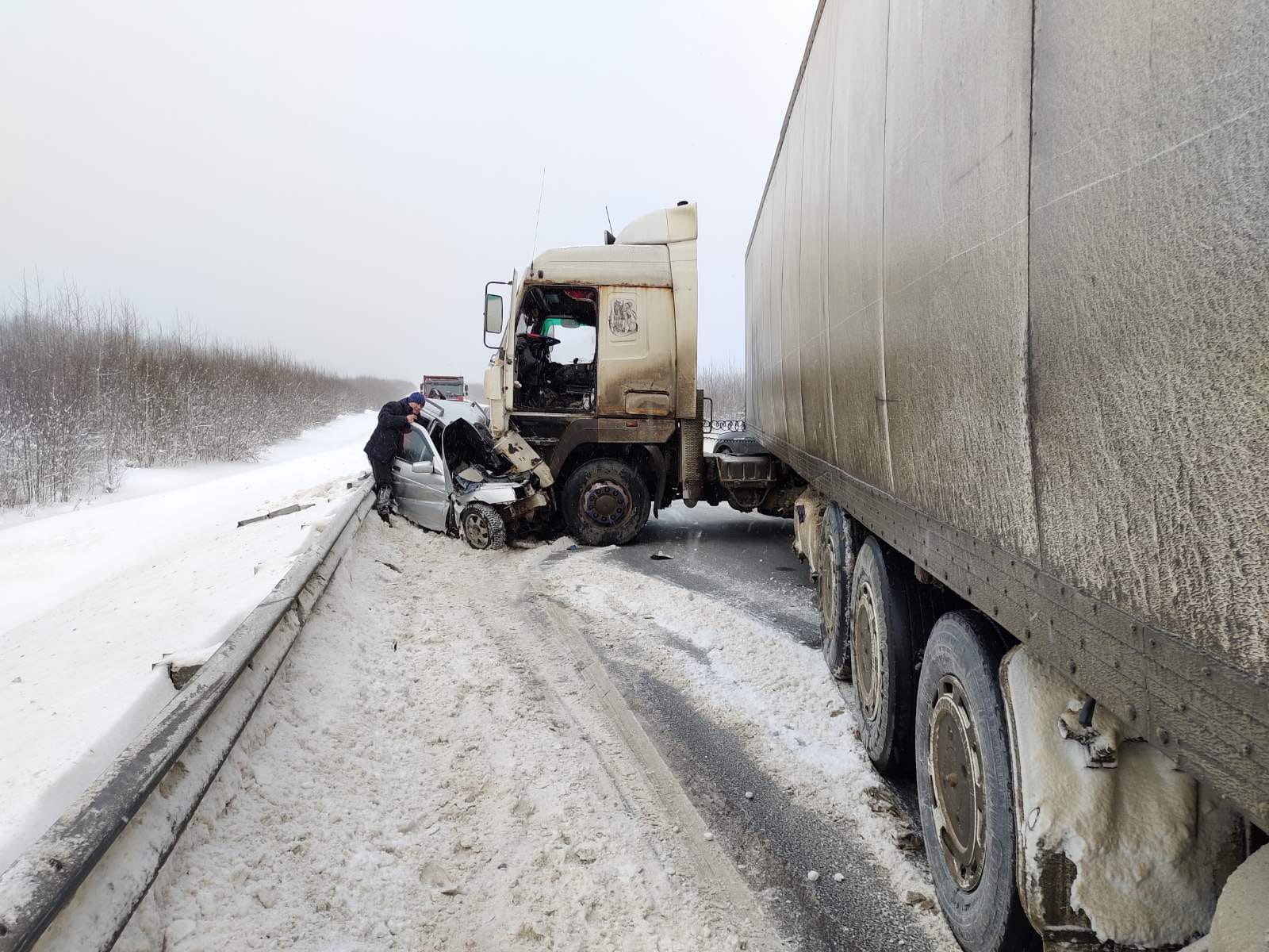 Водитель автомобиля ВАЗ-2111 погиб в ДТП в Грязовецком районе | 27.12.2021  | Вологда - БезФормата