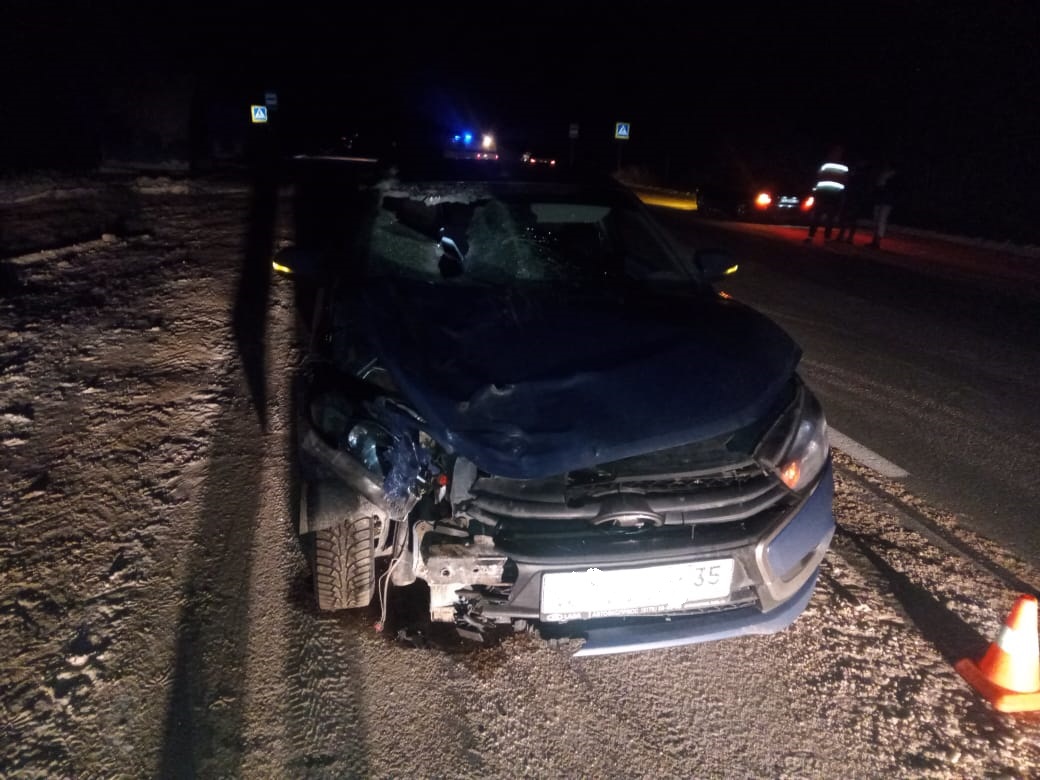 В Междуреченском районе автомобиль «Лада Веста» насмерть сбил пенсионерку |  03.12.2022 | Вологда - БезФормата