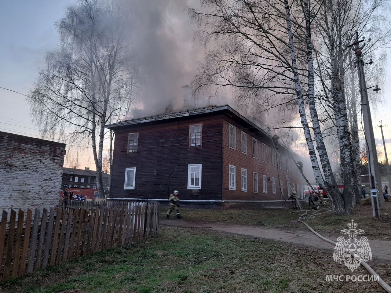 В Красавино пенсионерка пострадала при пожаре в собственной квартире |  26.04.2023 | Вологда - БезФормата