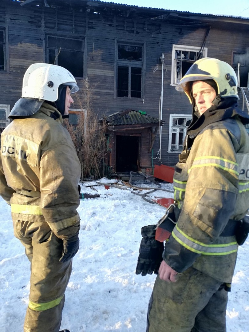 В Вологде подожгли расселенный дом на улице Народной, 8а | 10.02.2020 |  Вологда - БезФормата