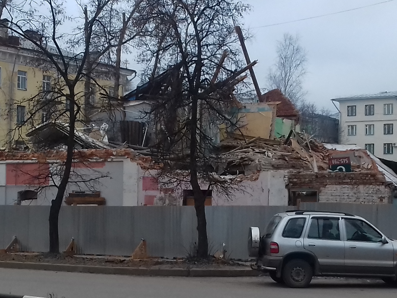 В Вологде снесли старинное здание на Самойло, 7 | 28.11.2019 | Вологда -  БезФормата