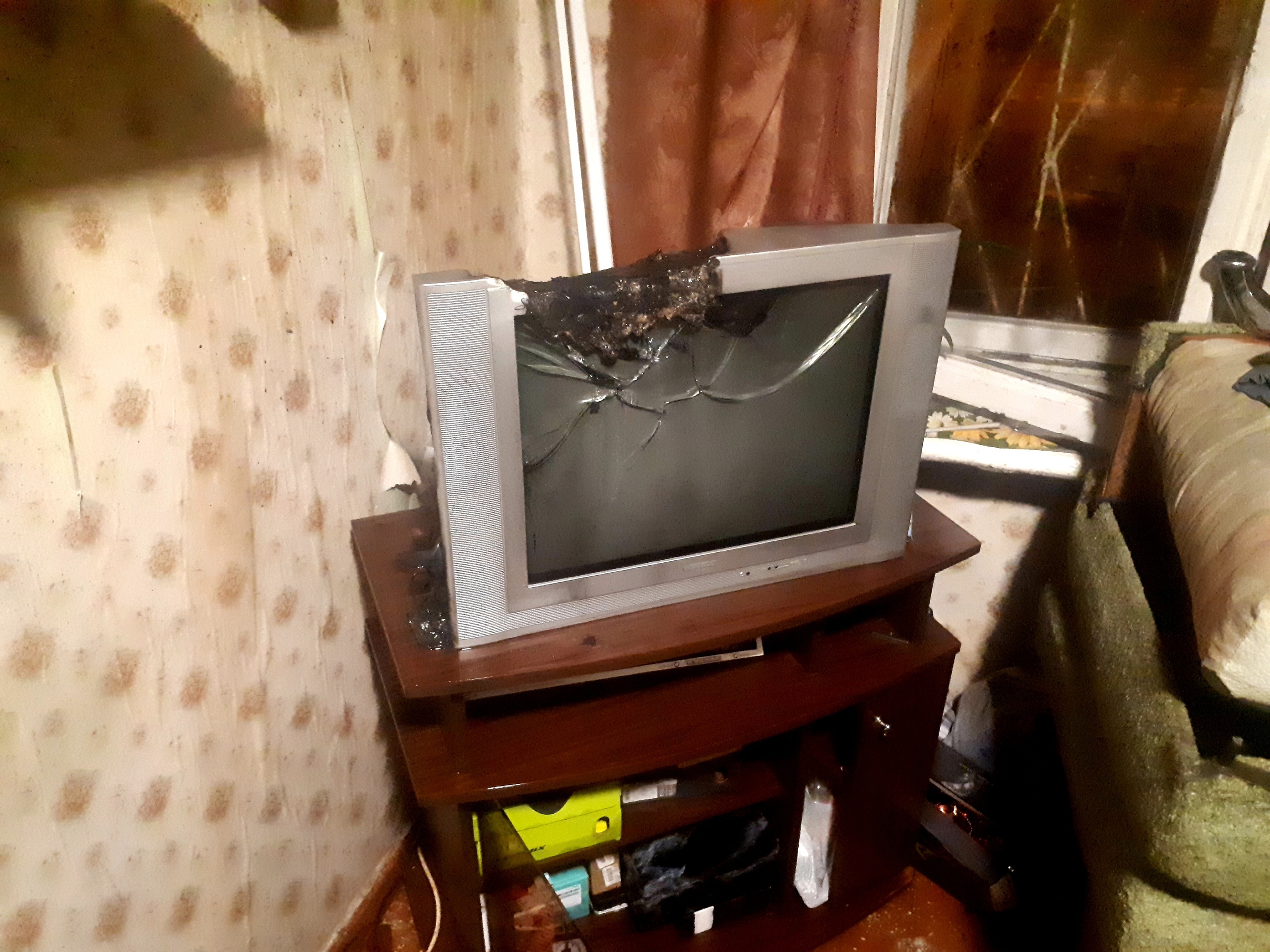 В Череповце в одной из квартир загорелся телевизор
