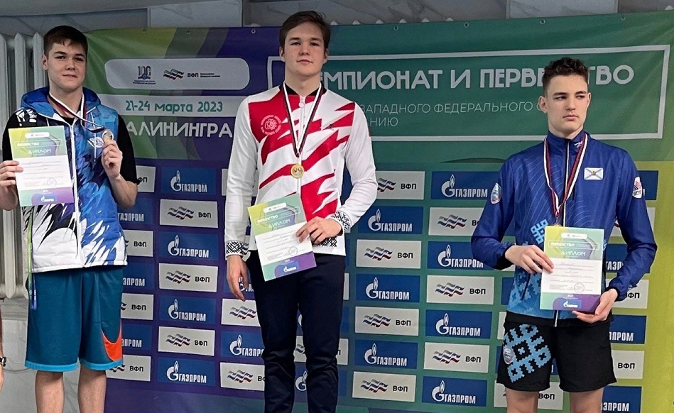 Вологодские спортсмены завоевали шесть медалей в заключительный день чемпионата и первенства СЗФО по плаванию